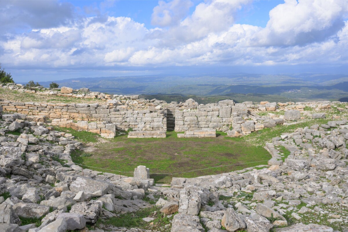 ΑΠΟΚΑΤΑΣΤΑΣΗ ΤΟΥ ΑΡΧΑΙΟΥ ΘΕΑΤΡΟΥ ΠΛΑΤΙΑΝΑΣ 3
