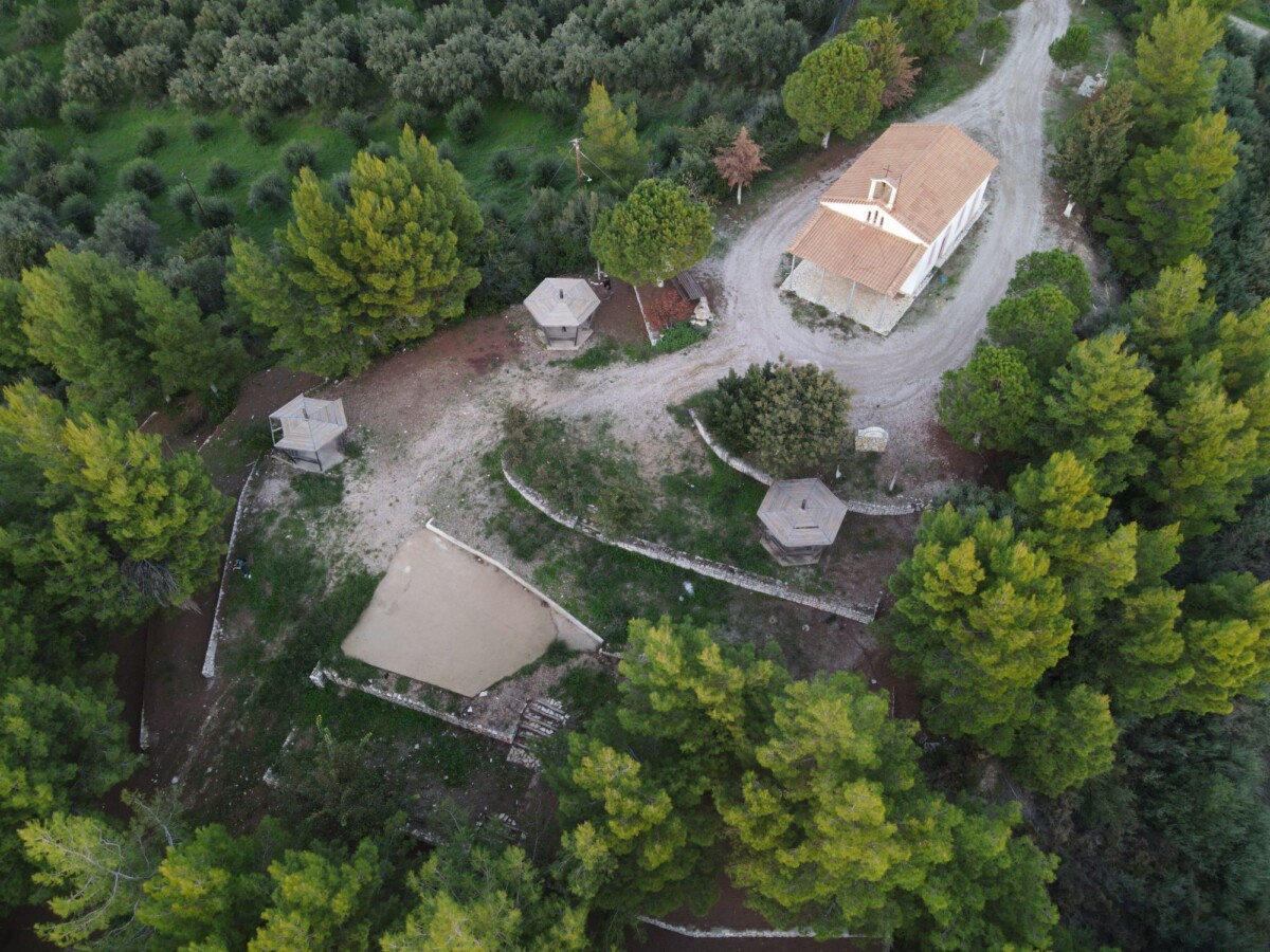 ΠΕΡΙΦΡΑΞΗ ΣΤΟΝ ΠΡΟΦΗΤΗ ΗΛΙΑ ΖΑΧΑΡΩΣ